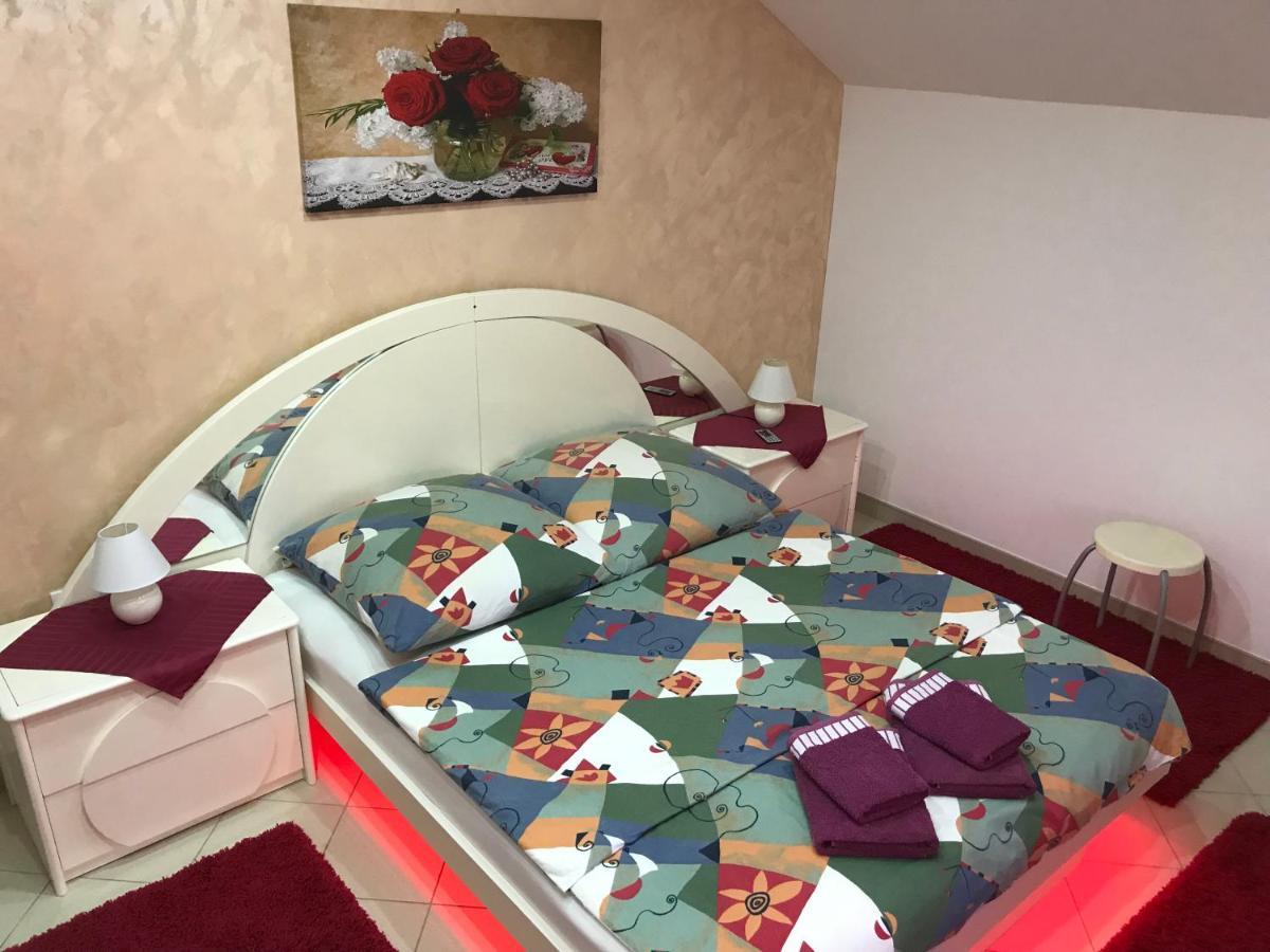 Guesthouse Rebel Deliblato Ngoại thất bức ảnh
