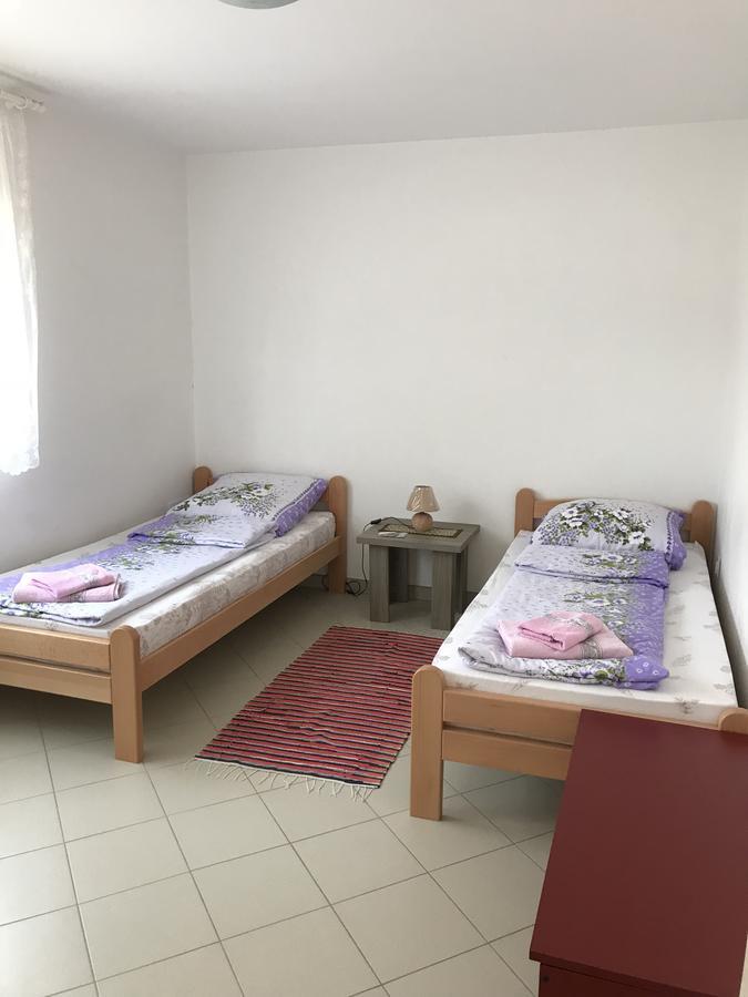 Guesthouse Rebel Deliblato Ngoại thất bức ảnh