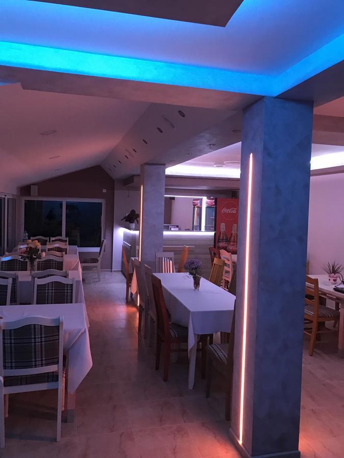 Guesthouse Rebel Deliblato Ngoại thất bức ảnh