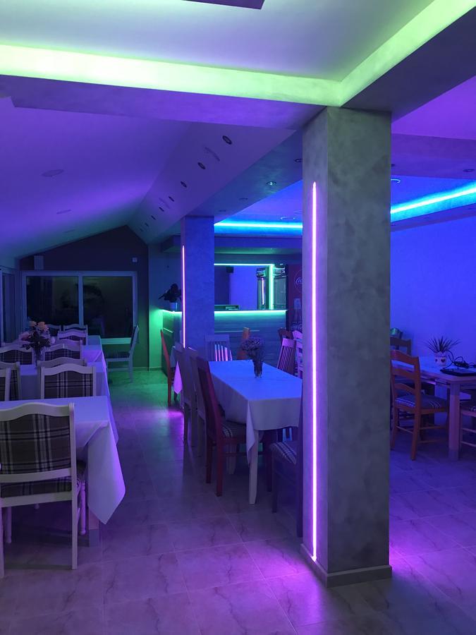 Guesthouse Rebel Deliblato Ngoại thất bức ảnh