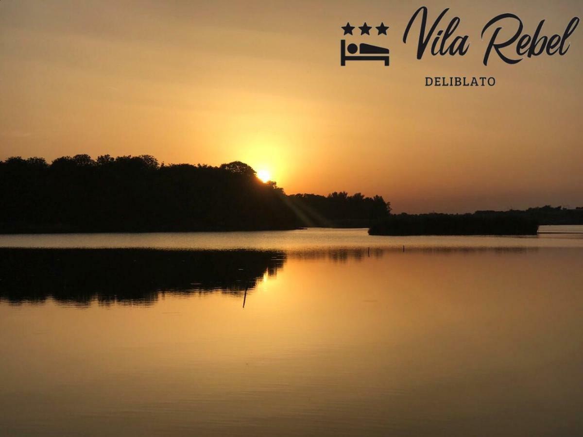 Guesthouse Rebel Deliblato Ngoại thất bức ảnh